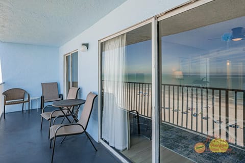 Sand Dollar 405 Apartment in Redington Shores