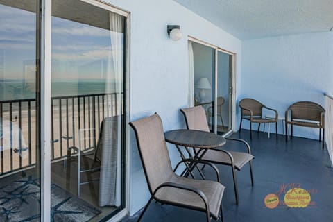 Sand Dollar 405 Apartment in Redington Shores