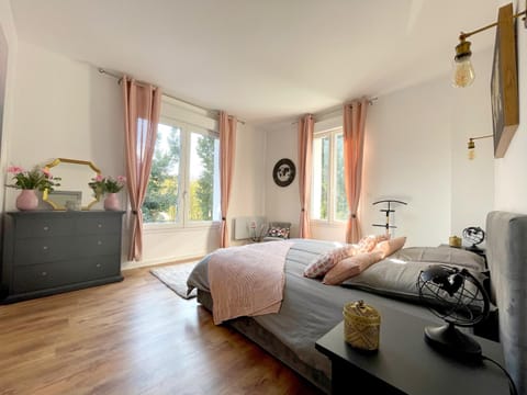 Cosyholy Apartment in Vitry-sur-Seine