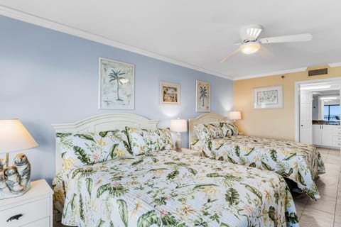 Sand Dollar 407 Apartment in Redington Shores