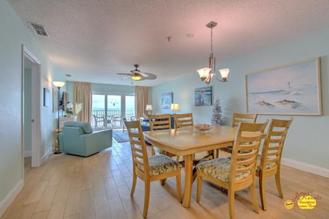 Sea Breeze 207 Apartment in Madeira Beach