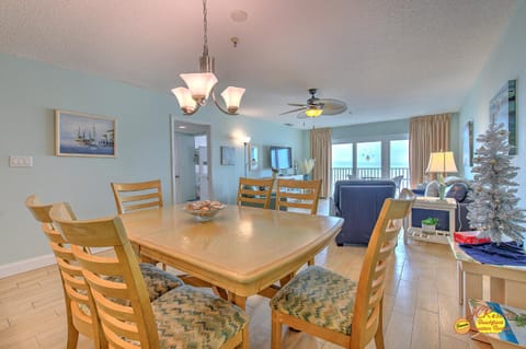 Sea Breeze 207 Apartment in Madeira Beach