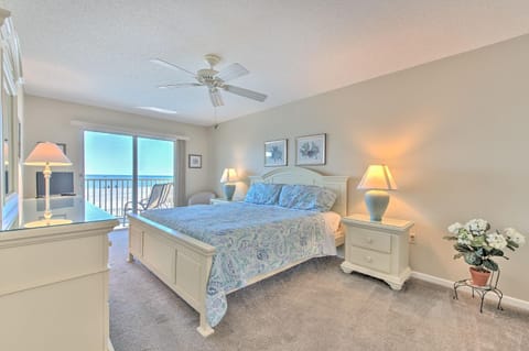 Bed, Day, View (from property/room), Balcony/Terrace, Bedroom, Sea view, furniture