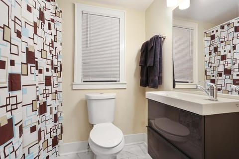 Cute 1bed 1bath 4 blocks from French Q and steps to Jazz & music venues Apartment in Faubourg Marigny