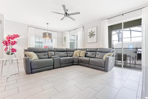 Disney Home In na all-inclusive Resort! House in Kissimmee