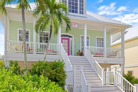 Summer Breeze Previously Holiday Linn home House in Sanibel Island