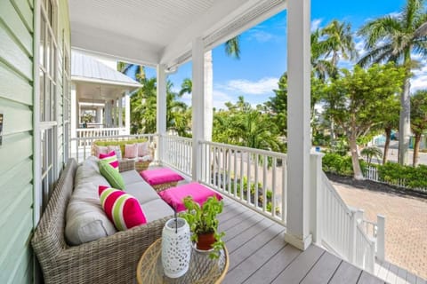 Summer Breeze Previously Holiday Linn home House in Sanibel Island