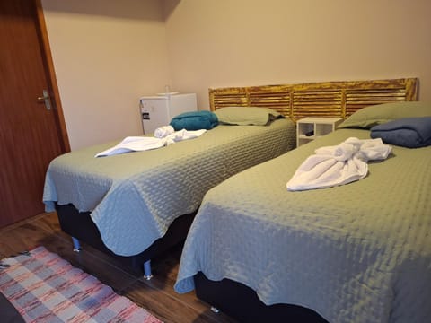 Suíte Casa de luz-Lar na Serra-Individual ou Duplo-N6 Apartment in Miguel Pereira