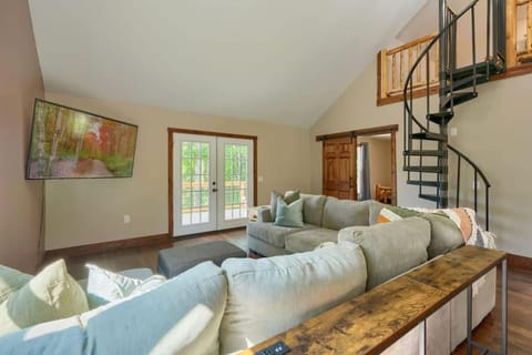 TV and multimedia, Living room, Seating area