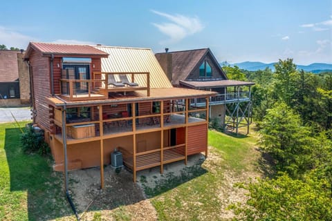 Lakeview Serenity By Avada Properties House in Sevierville