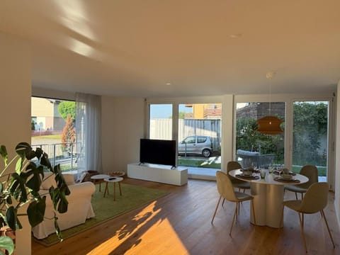 Landluft in Stadtnähe Apartment in Canton of Zurich