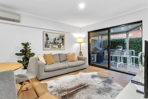 Living room, Other, Seating area, air conditioner