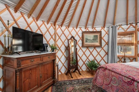 Equestrian Elegance - Unit #8 Campground/ 
RV Resort in Waco