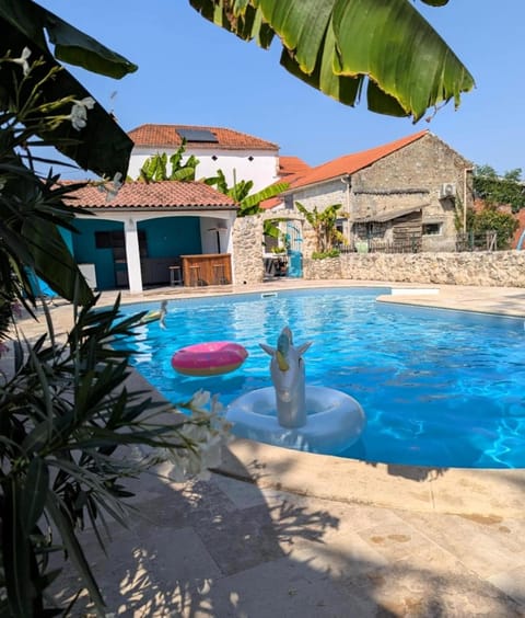 Pool view, Swimming pool