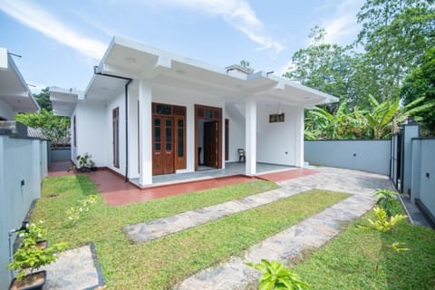 Property building, Day, Garden