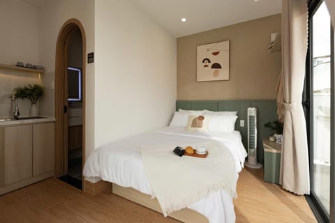Bed, Photo of the whole room