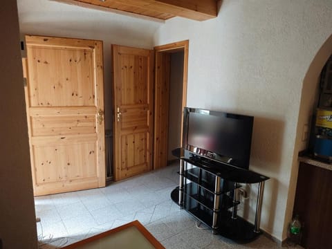 Communal lounge/ TV room, TV and multimedia