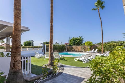 Day, Garden, Garden view, Pool view, Swimming pool, sunbed