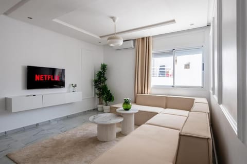 Living room, air conditioner