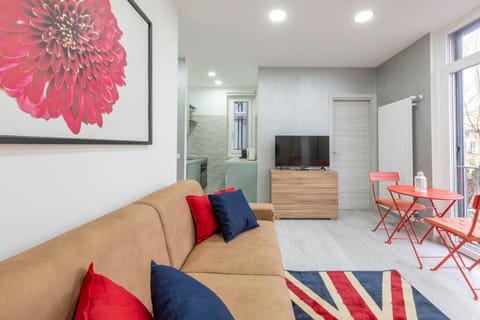 Communal lounge/ TV room, TV and multimedia, Kitchen or kitchenette, Living room, Seating area