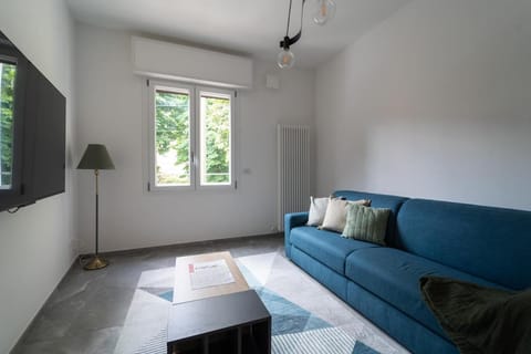 Luxury Station Oasis with Balcony Apartment in Bologna