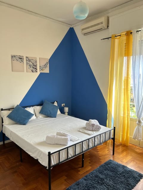 Bed, Bathroom, Photo of the whole room, Bedroom, heating, internet, towels, air conditioner