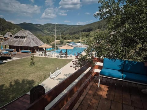 Restoran i konaciste NOVI MELJANICKI BAZENI Nature lodge in Serbia