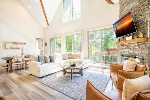 Tranquility Awaits By Avada Properties House in Douglas Lake