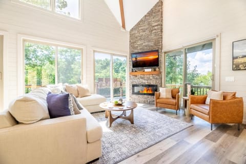 Tranquility Awaits By Avada Properties House in Douglas Lake