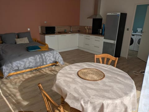 Location studio Lval Apartment in Le Havre