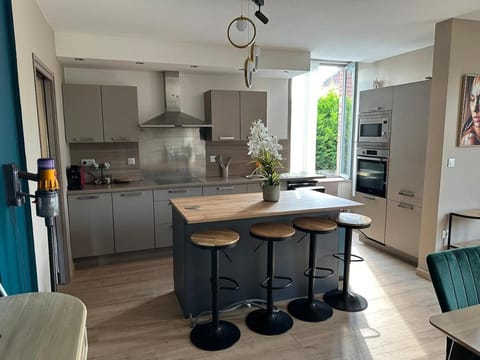 Cozy Home with Garden & Terrace House in Hauts-de-France