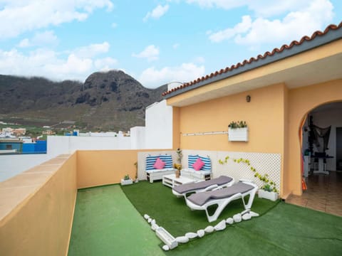 View (from property/room), Balcony/Terrace, Balcony/Terrace, Mountain view, sunbed