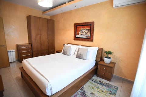 Spring, Bed, Bedroom, wardrobe