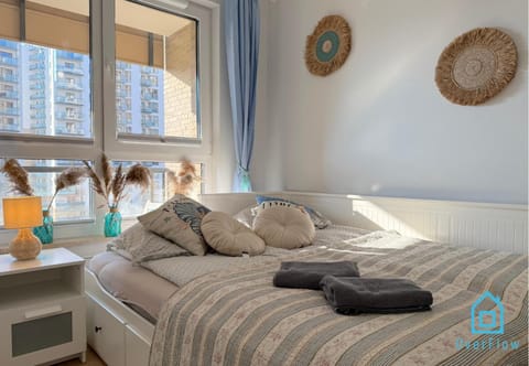 Coast Apartment with Sauna & Gym, 5 Min to Baltic Sea & Polsat Plus Arena Apartment in Gdansk