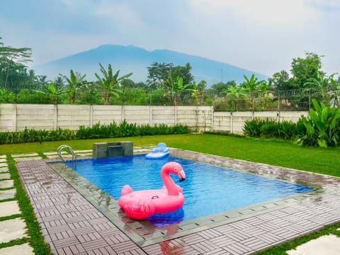 Garden view, Mountain view, Swimming pool, Swimming pool