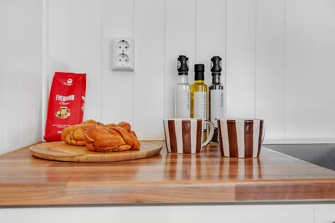 Uptown I City & Fjord Views I FREE Parking Apartment in Tromso