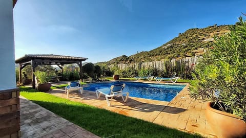 Garden, Garden view, Mountain view, sunbed