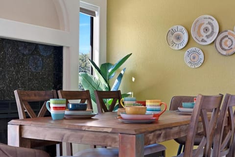 Southwestern Paradise, Simply Classic 4Bed 3Bath House in Oro Valley