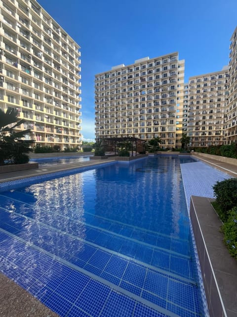 Property building, Pool view, Swimming pool