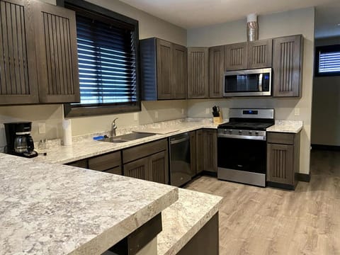 Modern Condominium with Pet-Friendly Drift Boat Parking near Madison River in Ennis, Montana House in Ennis