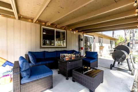 Whimsical Family-Friendly Vacation Retreat with Lake Views and Cozy Charm in Coeur d’Alene Idaho House in Coeur dAlene