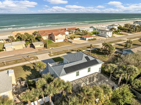 Ponce Inlet Surf Villa- Steps to beach with pool and spa! Villa in Wilbur-By-The-Sea