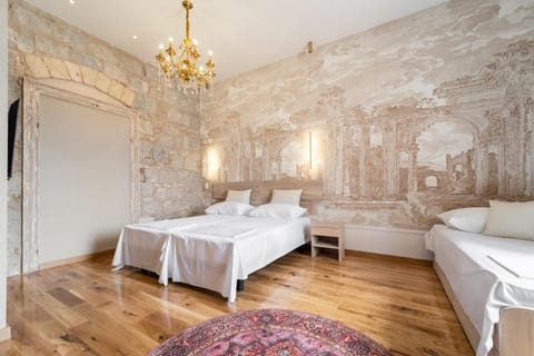 Tifani Luxury Rooms 3 Apartment in Split