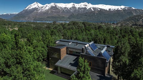 Property building, Nearby landmark, Day, Natural landscape, Bird's eye view, Mountain view
