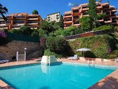 Appartement 6 personnes avec Wi-Fi, vue mer - FR-1-827-18 Apartment in Roquebrune-Cap-Martin