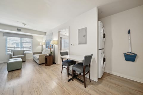 Spectacular 1Bd1Bth Apt at The Rim I Gym Apartment in San Antonio