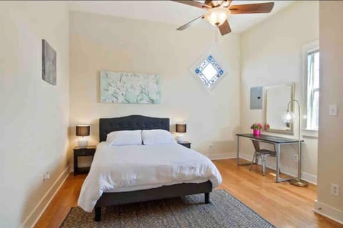 Cute 1bed 1bath 4blocks from French Q, steps to Jazz and music venues Apartment in Faubourg Marigny
