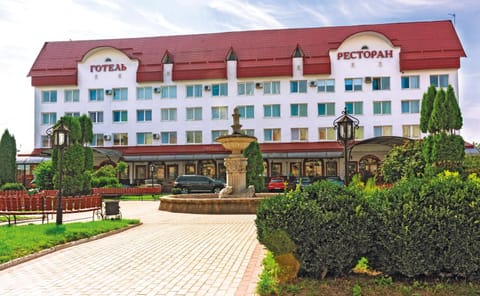 Facade/entrance, Street view