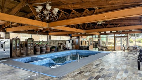 Lounge or bar, Pool view, Swimming pool