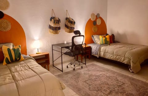 Casa completa en Jalatlaco con cocina equipada y parking hasta 7 huéspedes Apartment in Oaxaca